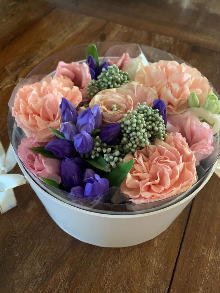 Scatola con fiori misti
